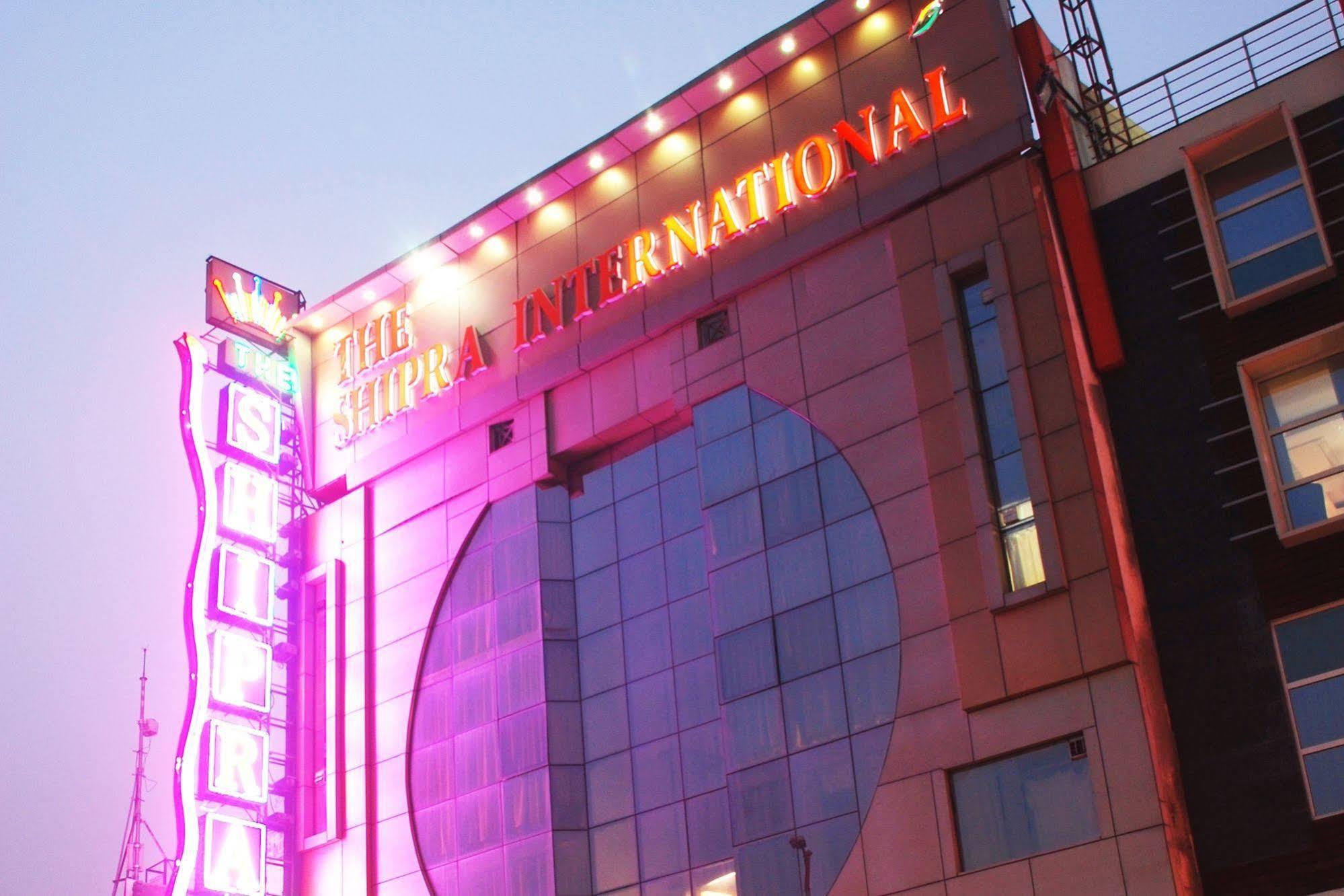 Hotel Shipra International Нью-Дели Экстерьер фото